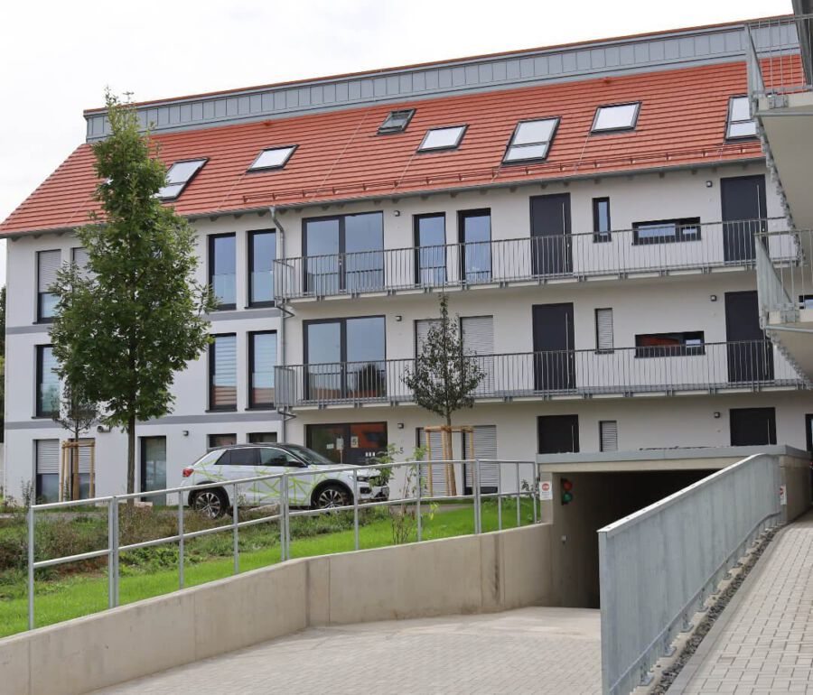 Neubau: Motorradstellplätze in der Tiefgarage & im Außenbereich in Würzburg (Lengfeld)